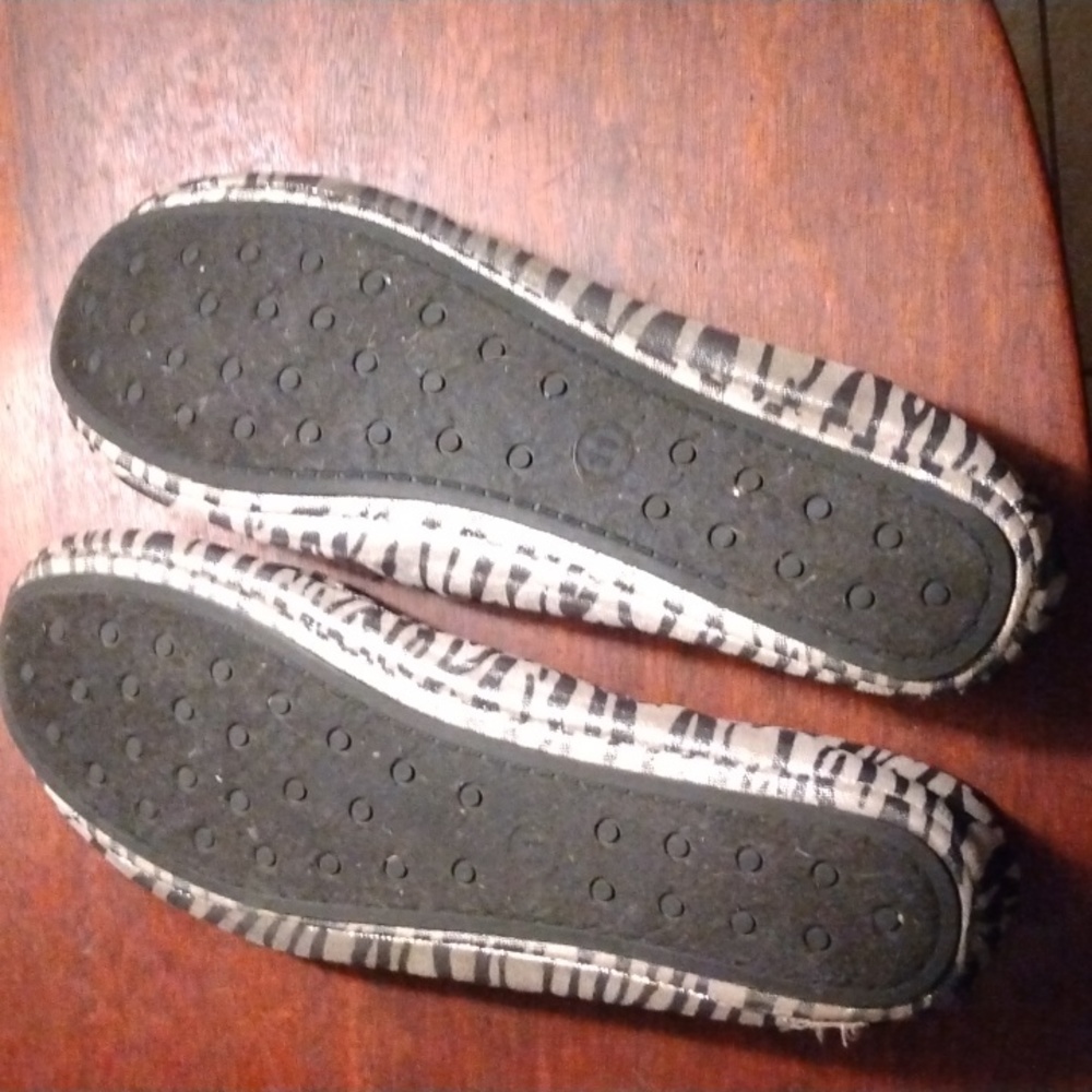 🦓 Glossy Ballet Flats Ladies Sz. 11 - Picture 3 of 8